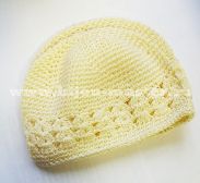 Основа для декорирования - Шапочка детская вязаная, цвет-"Ваниль", глубина шапочки - 12.8 см, диаметр  по низу шапочки  - 33  см (плюс растягивание)