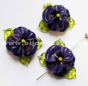 Авторская бусина lampwork ручной работы "Анютины глазки", фиолетовая . Автор - И.Киркевич (Россия), 25х33 мм