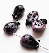 Бусина Лэмпворк "Божья коровка" 16-17мм фиолетовая с черными   пятнышками