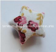 Акриловая бусина "Звезда", 30 мм, отделанная х/б тканью с набивным рисунком, белая  с  розовыми  цветами и желтыми веточками